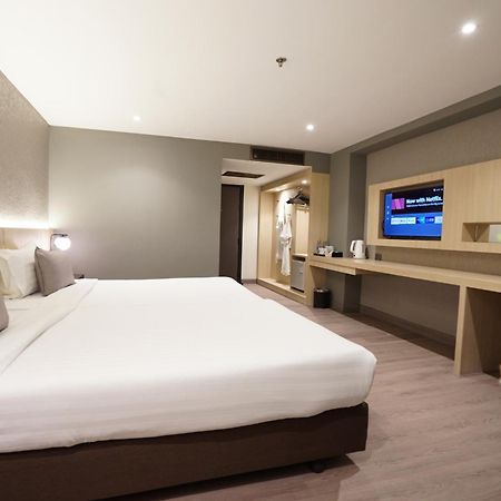 King Park Avenue Hotel Bangkok Exterior foto